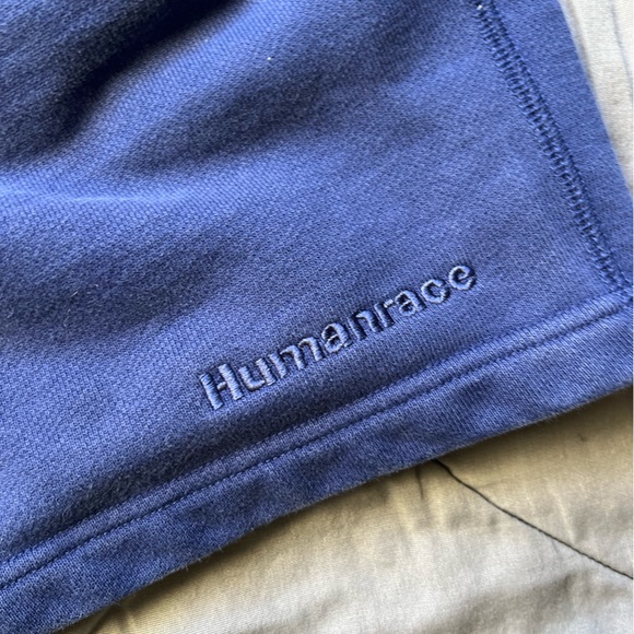 Adidas X Pharrell Humanrace sweatshorts Collab - Picture 5 of 8